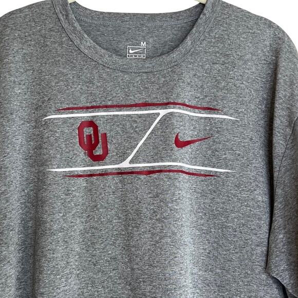 Nike Mens Tee Size Medium Gray Crimson OU The University of Oklahoma Sooners - Picture 2 of 6